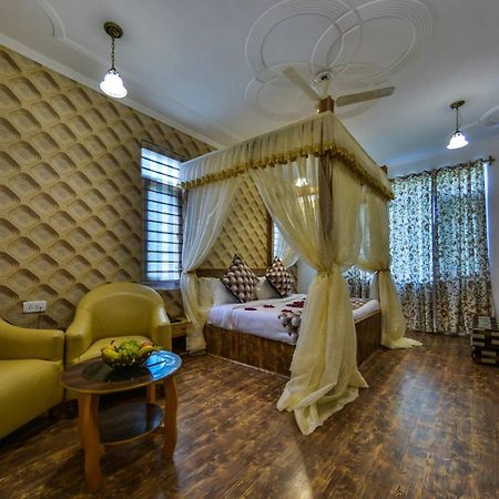 Hotel Pearl Continental Srīnagar 外观 照片