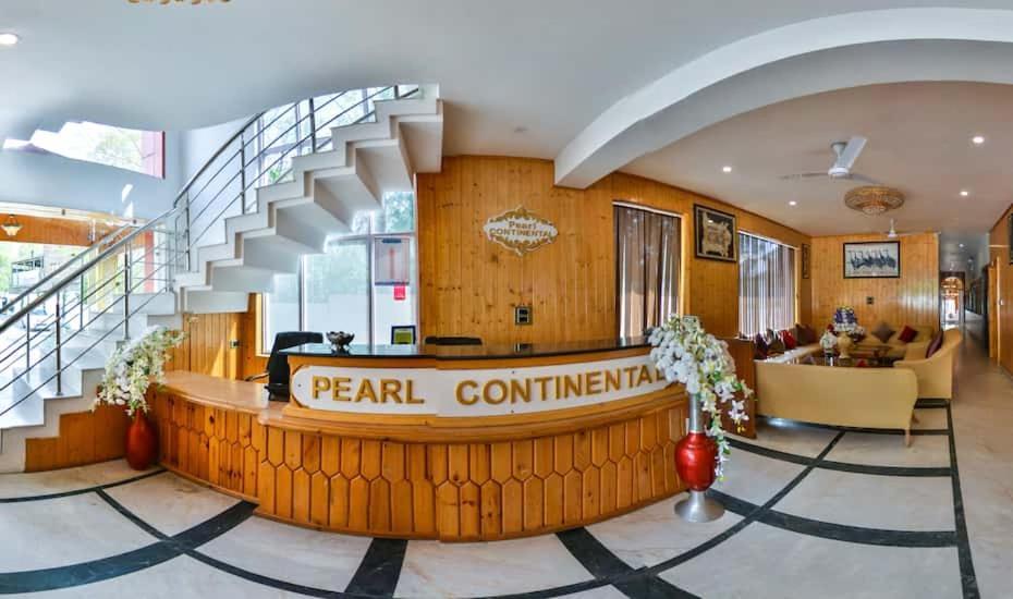 Hotel Pearl Continental Srīnagar 外观 照片